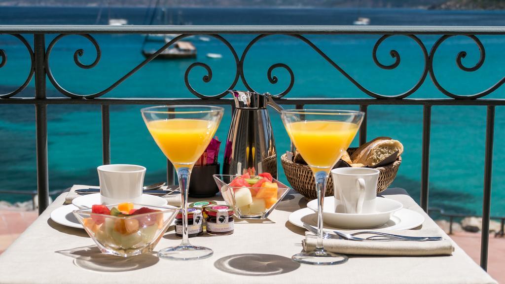 Perla Rossa Hotel LʼÎle-Rousse Екстериор снимка