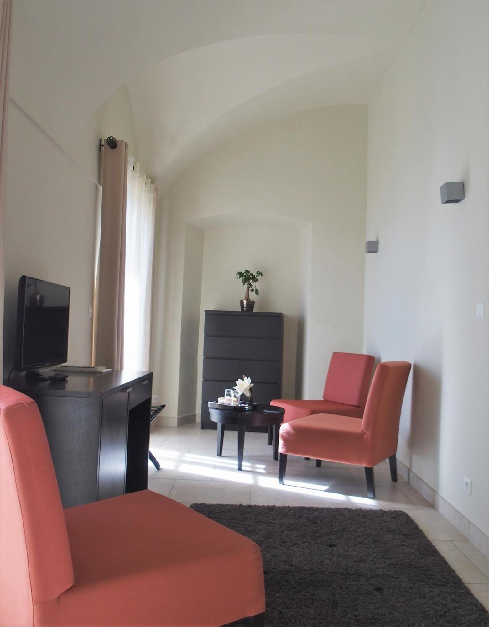 Perla Rossa Hotel LʼÎle-Rousse Екстериор снимка
