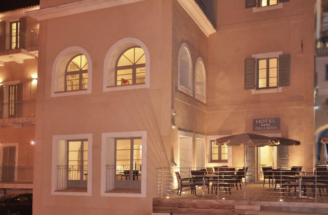 Perla Rossa Hotel LʼÎle-Rousse Екстериор снимка